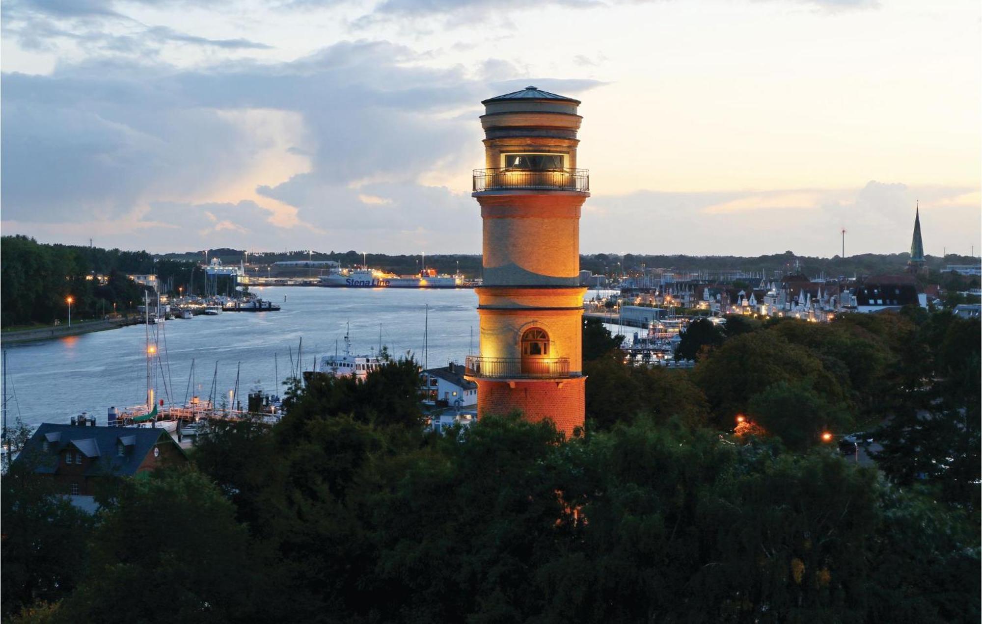 Lovely Apartment In Luebeck Travemuende With Wifi Εξωτερικό φωτογραφία